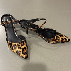 Aldo, kitten heel slide in, size 8